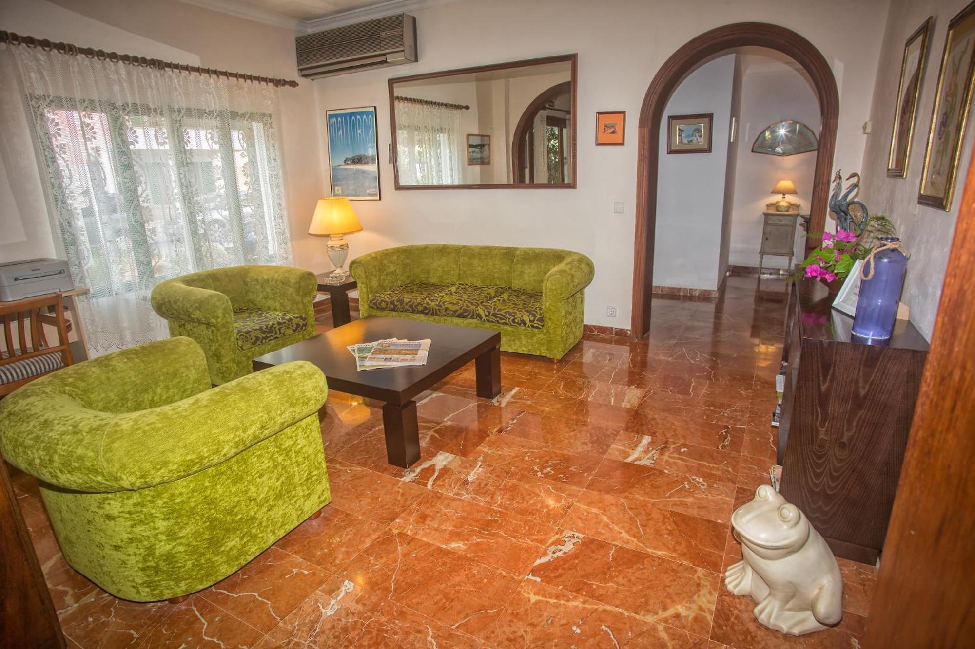Hotel Martorell By Mhr كولونيا سانت خورذي المظهر الخارجي الصورة