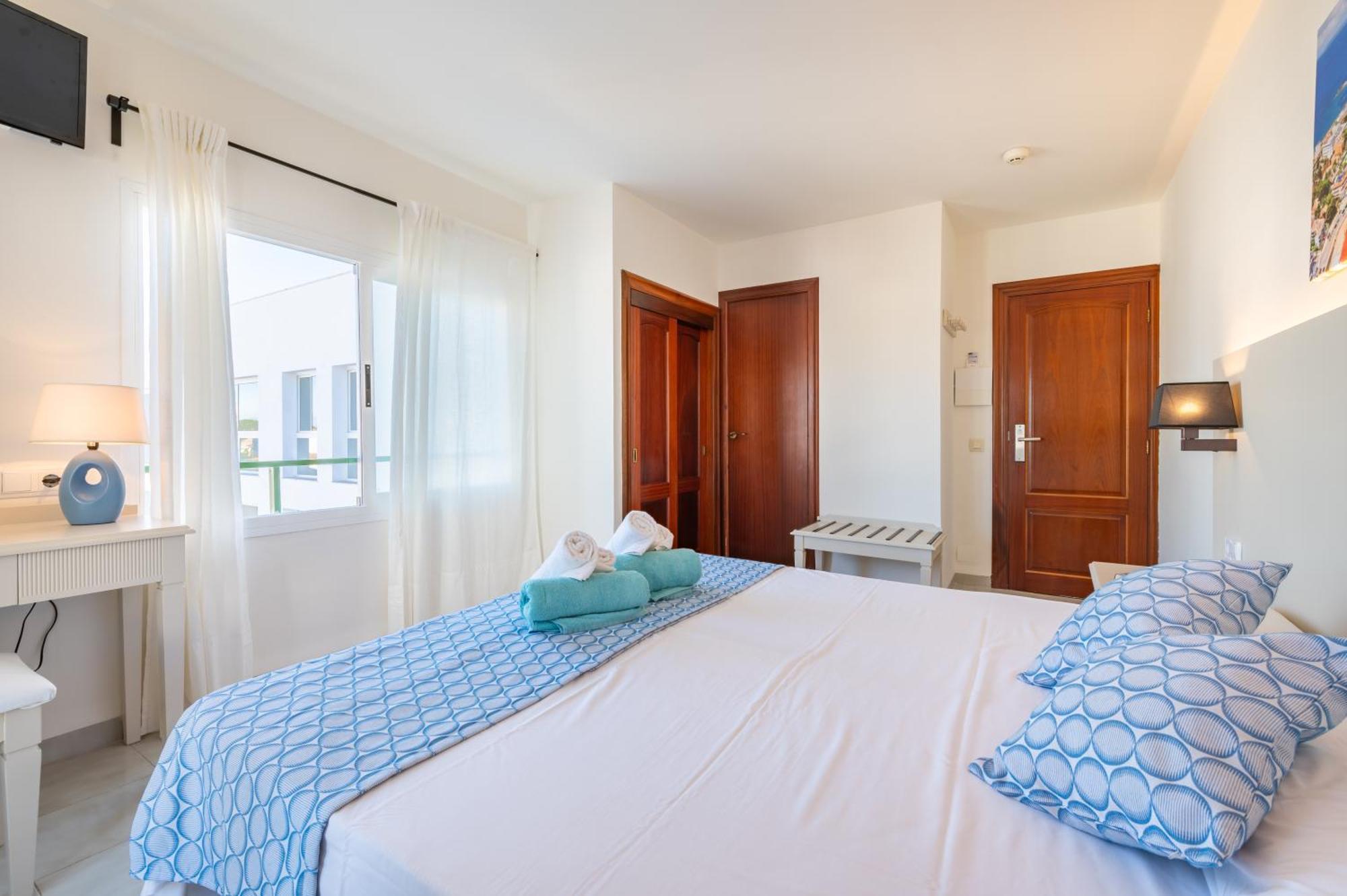 Hotel Martorell By Mhr كولونيا سانت خورذي المظهر الخارجي الصورة